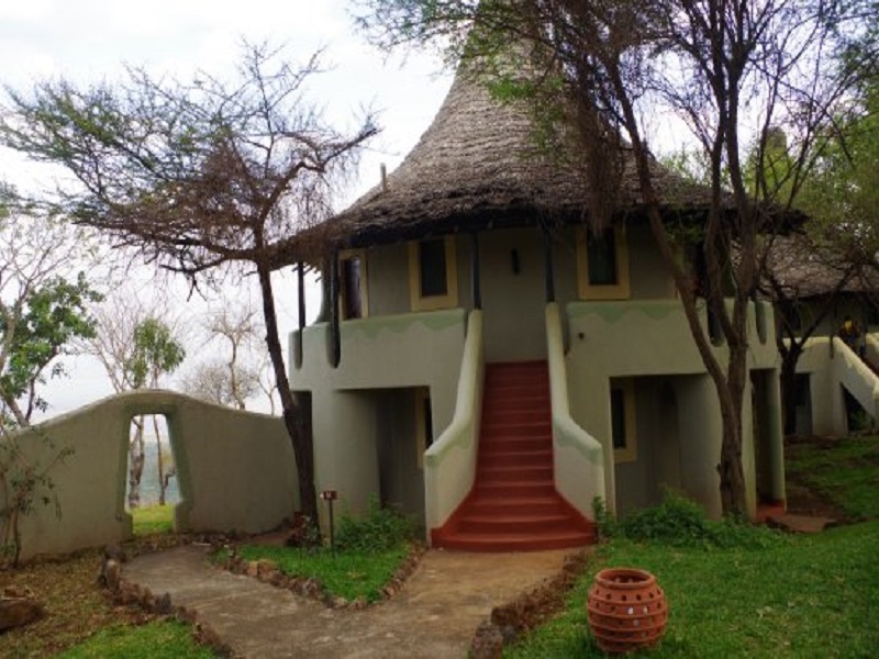 circular-two-storey-rondavels
